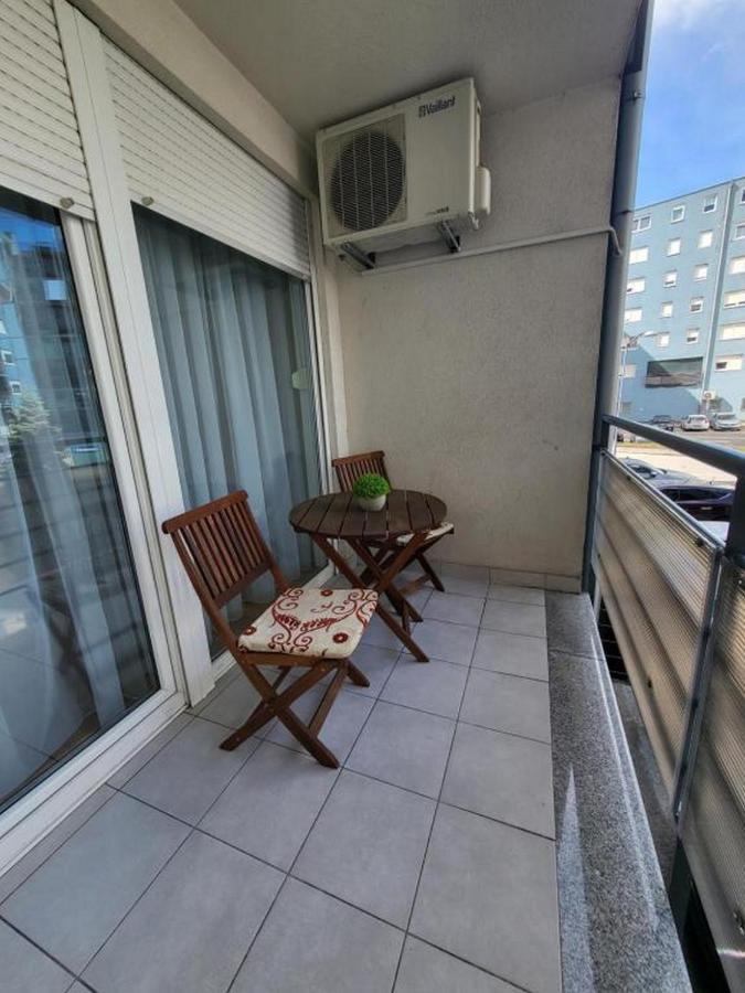 Apartment Tonci Vrbani Загреб Екстериор снимка
