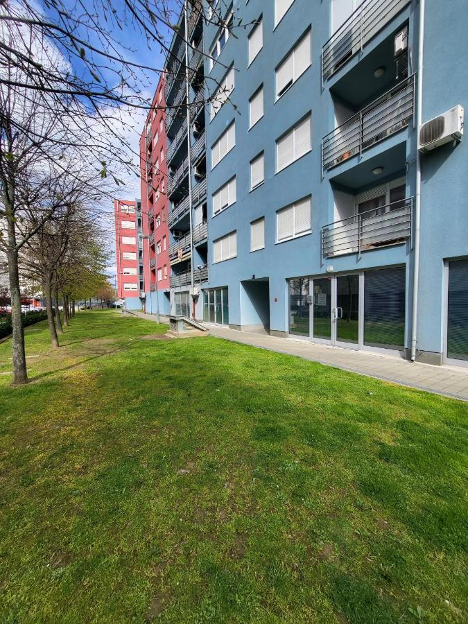 Apartment Tonci Vrbani Загреб Екстериор снимка